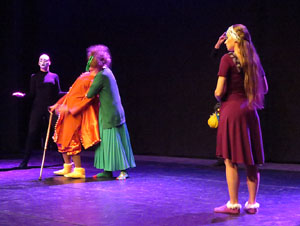 Festivals de Girona. FITAG 2019 - '8 wires or 1 reason of love'. Espectacle interpretat per la companyia 'Student Dance and Plastic Theatre Oler' de Moscou