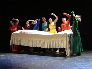 Festivals de Girona. FITAG 2019 - '8 wires or 1 reason of love'. Espectacle interpretat per la companyia 'Student Dance and Plastic Theatre Oler' de Moscou