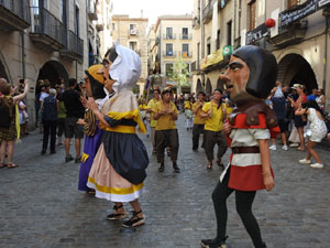Arribada de la Flama del Canig&oacute; 2019 a la pla&ccedil;a del Vi