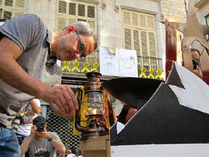 Arribada de la Flama del Canig&oacute; 2019 a la pla&ccedil;a del Vi
