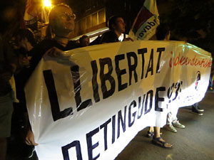Manifestaci&oacute; per la llibertat dels nou CRD's detinguts a Sabadell i altres poblacions