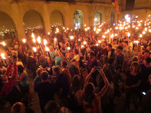 Marxa de Torxes de Girona per commemorar l'1-O