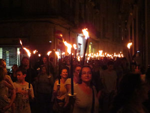 Marxa de Torxes de Girona per commemorar l'1-O