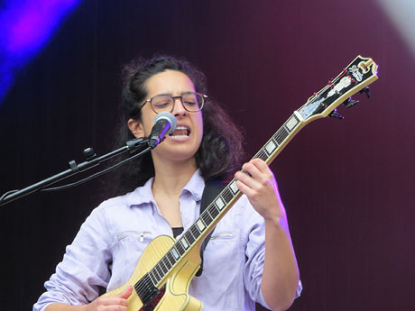 Festival Strenes 2019. Concert de Joina a la pla&ccedil;a Catalunya dins la programaci&oacute; de la Festa Major de l'Strenes