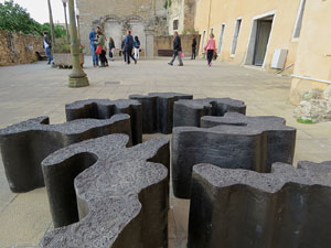 Temps de Flors 2019. Instal&middot;laci&oacute; floral a la terrassa i l'assecador del Museu d'Hist&ograve;ria