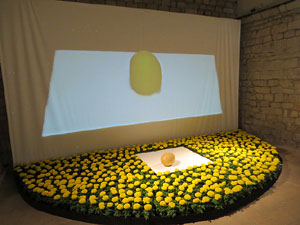 Temps de Flors 2019. Instal&middot;lacions i muntatges florals a la nau rom&agrave;nica de Sant Nicolau
