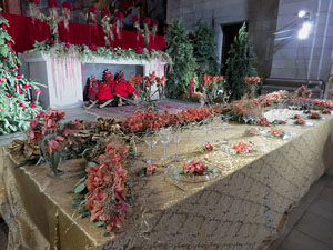 Temps de Flors 2019. Muntatges i instal&middot;lacions florals a l'Esgl&eacute;sia de Sant Mart&iacute; - Antic Seminari