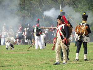 XII Festa Reviu els Setges Napole&ograve;nics de Girona. Recreaci&oacute; d'una batalla napole&ograve;nica al Parc de les Ribes del Ter