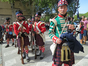 XII Festa Reviu els Setges Napole&ograve;nics de Girona. Desfilada pels carrers de Girona