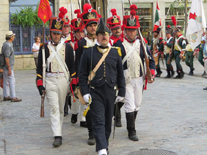 XII Festa Reviu els Setges Napole&ograve;nics de Girona. Desfilada pels carrers de Girona
