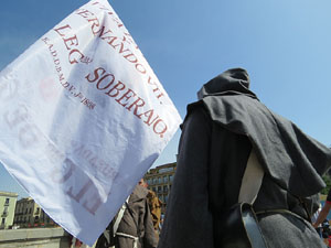 XII Festa Reviu els Setges Napole&ograve;nics de Girona. Presentaci&oacute; a la pla&ccedil;a de la Independ&egrave;ncia