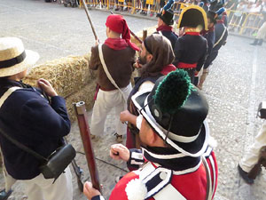 XII Festa Reviu els Setges Napole&ograve;nics de Girona. Combats a la pla&ccedil;a dels Ap&ograve;stols