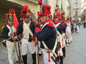 XII Festa Reviu els Setges Napole&ograve;nics de Girona. Lliurament de la bandera de la Croada Gironina