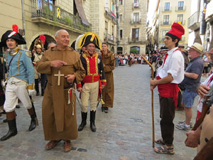 XII Festa Reviu els Setges Napole&ograve;nics de Girona. Lliurament de la bandera de la Croada Gironina