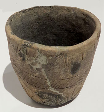 Vas cer&agrave;mic de l'Edat del Bronze. Sorrals del Manzanares, 2000-100 aC