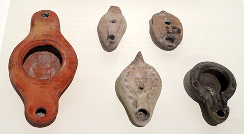 Ll&agrave;nties i petits objectes de la col&middot;lecci&oacute; Fortuny