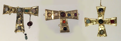 Creus d'or del tresor de Torredonjimeno (Ja&eacute;n). Segle VII