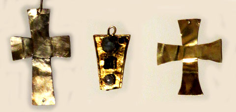 Creus d'or del tresor de Torredonjimeno (Ja&eacute;n). Segle VII