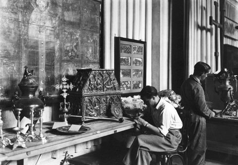 Inventariat de laes obres incautades que ingressen als Museus d'Art de Barcelona