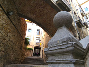 La Casa Agullana, antic palau dels segles XIV-XVI