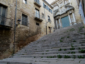 La Casa Agullana, antic palau dels segles XIV-XVI