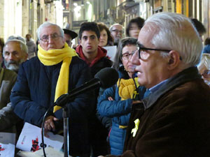 Concentraci&oacute; a la pla&ccedil;a del Vi per la independ&egrave;ncia i la llibertat dels presos pol&iacute;tics