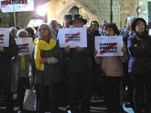 Concentraci&oacute; a la pla&ccedil;a del Vi per la independ&egrave;ncia i la llibertat dels presos pol&iacute;tics
