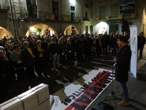 Concentraci&oacute; a la pla&ccedil;a del Vi per la independ&egrave;ncia i la llibertat dels presos pol&iacute;tics
