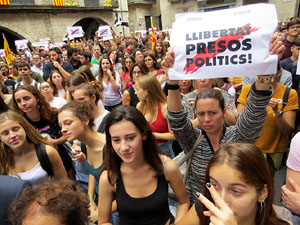 Concentraci&oacute; de rebuig de la sent&egrave;ncia a la pla&ccedil;a del Vi
