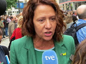 Concentraci&oacute; de rebuig de la sent&egrave;ncia davant la seu de la Generalitat a Girona