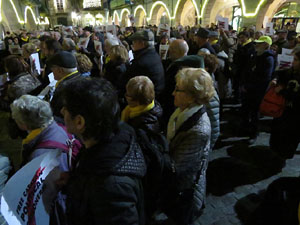 Concentraci&oacute; a la pla&ccedil;a del Vi per la independ&egrave;ncia i la llibertat dels presos pol&iacute;tics