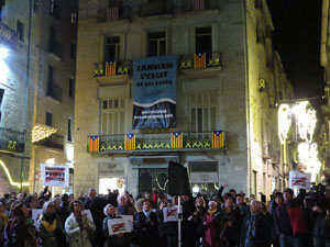 Concentraci&oacute; a la pla&ccedil;a del Vi per la independ&egrave;ncia i la llibertat dels presos pol&iacute;tics