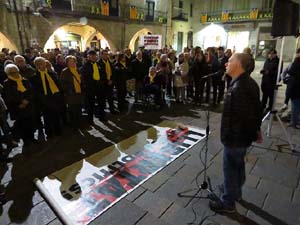 Concentraci&oacute; a la pla&ccedil;a del Vi per la independ&egrave;ncia i la llibertat dels presos pol&iacute;tics