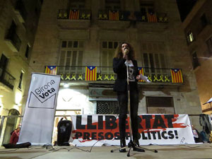 Concentraci&oacute; a la pla&ccedil;a del Vi per la independ&egrave;ncia i la llibertat dels presos pol&iacute;tics