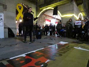 Concentraci&oacute; a la pla&ccedil;a del Vi per la independ&egrave;ncia i la llibertat dels presos pol&iacute;tics