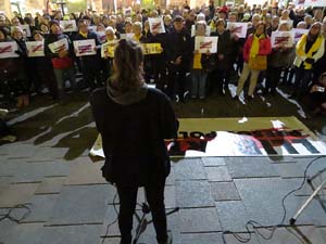Concentraci&oacute; a la pla&ccedil;a del Vi per la independ&egrave;ncia i la llibertat dels presos pol&iacute;tics