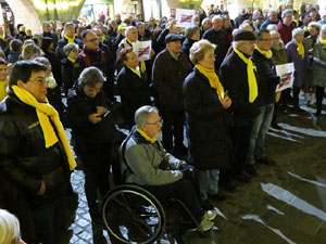 Concentraci&oacute; a la pla&ccedil;a del Vi per la independ&egrave;ncia i la llibertat dels presos pol&iacute;tics