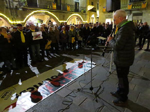 Concentraci&oacute; a la pla&ccedil;a del Vi per la independ&egrave;ncia i la llibertat dels presos pol&iacute;tics