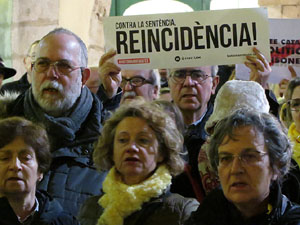 Concentraci&oacute; a la pla&ccedil;a del Vi per la independ&egrave;ncia i la llibertat dels presos pol&iacute;tics