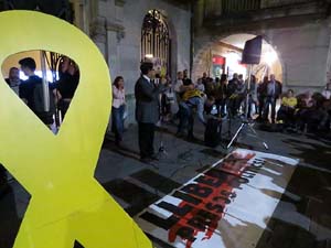 Concentraci&oacute; a la pla&ccedil;a del Vi per la independ&egrave;ncia i la llibertat dels presos pol&iacute;tics