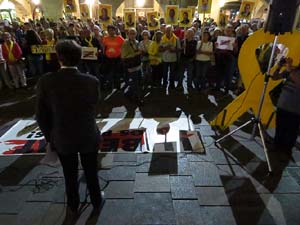 Concentraci&oacute; a la pla&ccedil;a del Vi per la independ&egrave;ncia i la llibertat dels presos pol&iacute;tics
