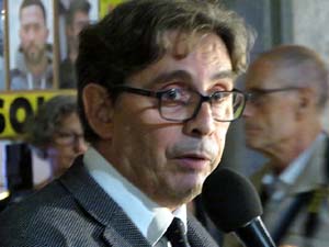 Concentraci&oacute; a la pla&ccedil;a del Vi per la independ&egrave;ncia i la llibertat dels presos pol&iacute;tics
