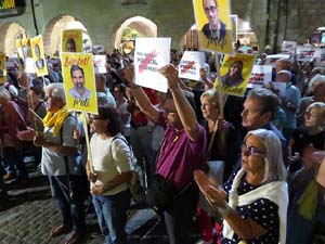 Concentraci&oacute; a la pla&ccedil;a del Vi per la independ&egrave;ncia i la llibertat dels presos pol&iacute;tics