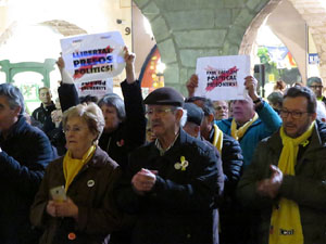 Concentraci&oacute; a la pla&ccedil;a del Vi per la independ&egrave;ncia i la llibertat dels presos pol&iacute;tics