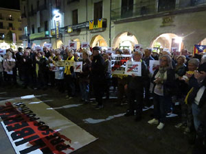 Concentraci&oacute; a la pla&ccedil;a del Vi per la independ&egrave;ncia i la llibertat dels presos pol&iacute;tics