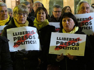 Concentraci&oacute; a la pla&ccedil;a del Vi per la independ&egrave;ncia i la llibertat dels presos pol&iacute;tics