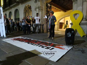 Concentraci&oacute; a la pla&ccedil;a del Vi per la independ&egrave;ncia i la llibertat dels presos pol&iacute;tics
