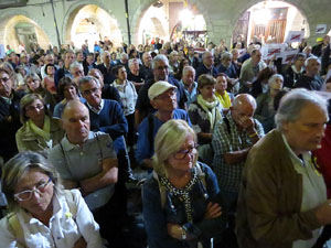 Concentraci&oacute; a la pla&ccedil;a del Vi per la independ&egrave;ncia i la llibertat dels presos pol&iacute;tics