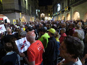 Concentraci&oacute; a la pla&ccedil;a del Vi per la independ&egrave;ncia i la llibertat dels presos pol&iacute;tics