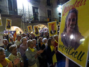 Concentraci&oacute; a la pla&ccedil;a del Vi per la independ&egrave;ncia i la llibertat dels presos pol&iacute;tics